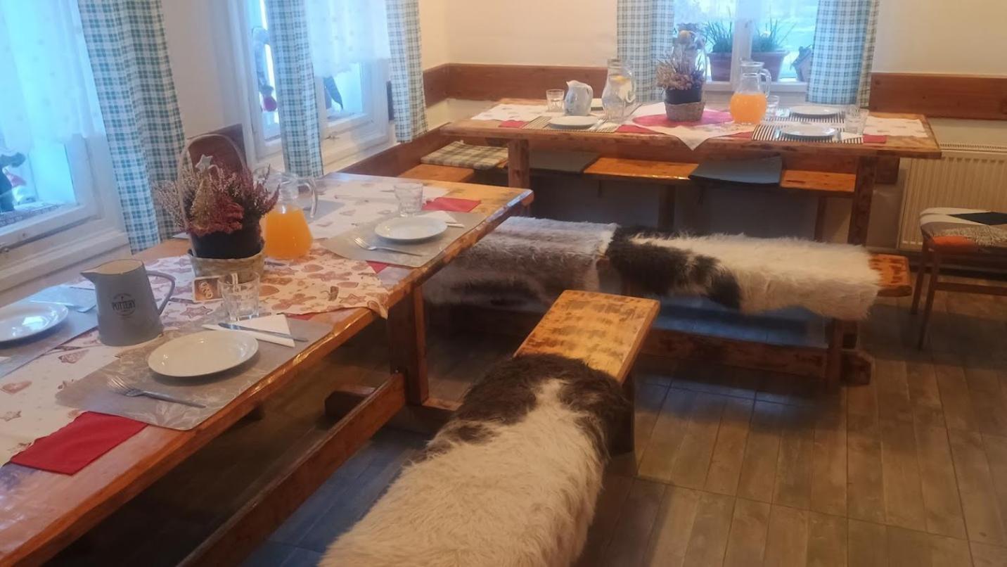 Penzion V Zelený Rokytnice nad Jizerou Esterno foto